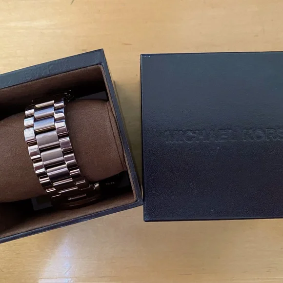 Michael Kors Bradshaw Stainless Steel Watch - Picture 6 of 9